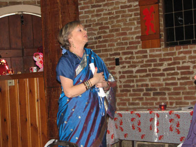 Louise et son Sari bleu